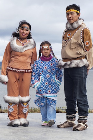 Inuit family